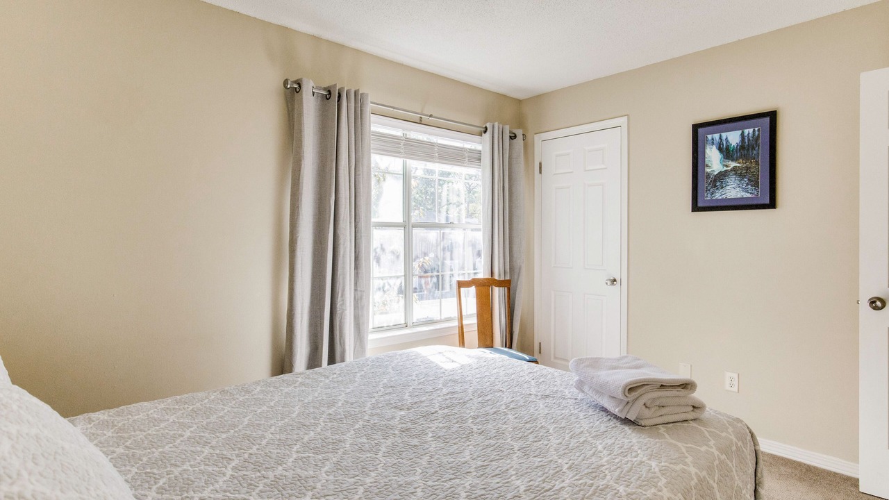 Photo of Bedroom in Southeast Pensacola