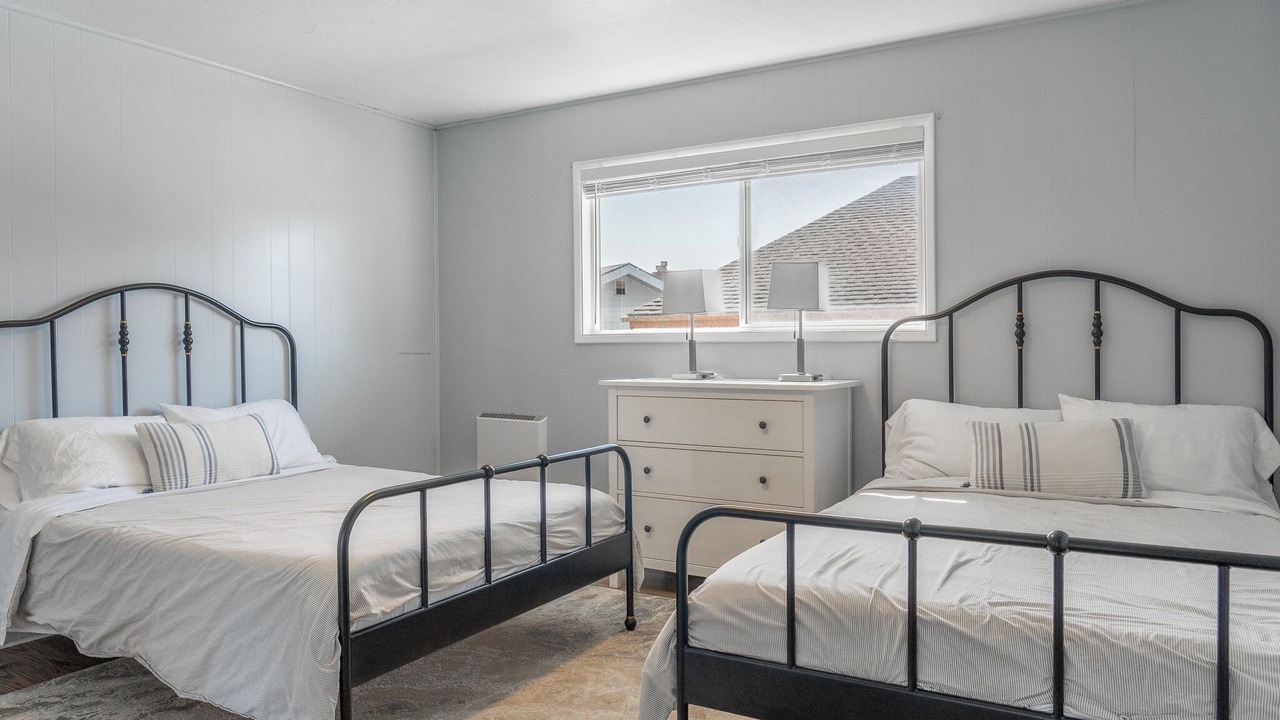 Photo of Bedroom in Crescent City North