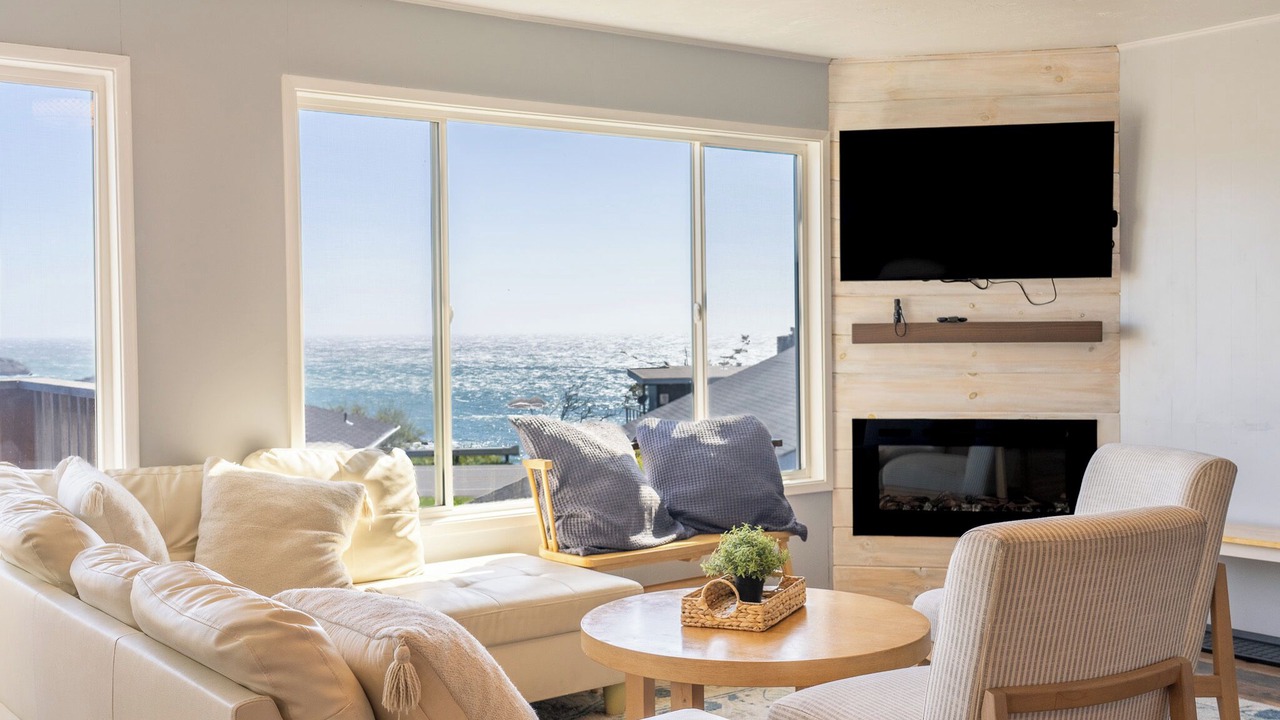 Photo of Livingroom in Crescent City North