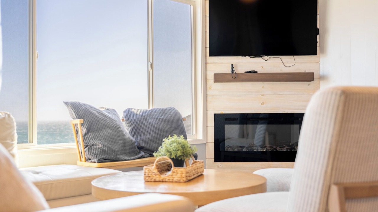 Photo of Livingroom in Crescent City North