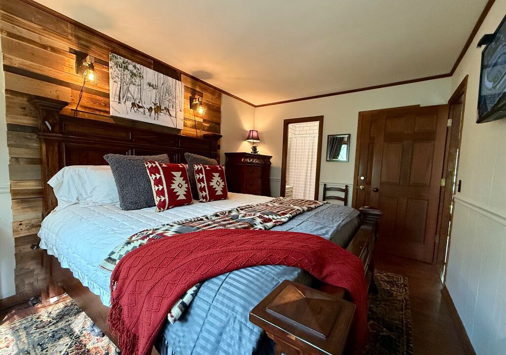 Photo of Bedroom in Charter Hills