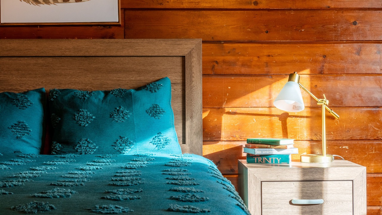 Photo of Bedroom in Running Springs
