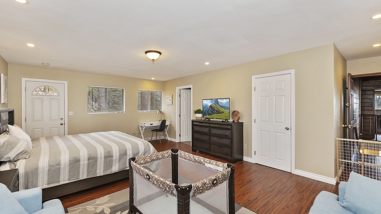 Photo of Bedroom in Running Springs