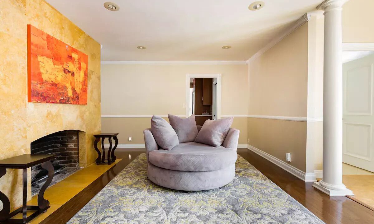 Photo of Bedroom in Tarzana