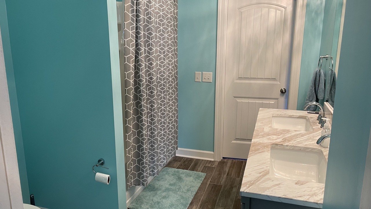 Photo of Bathroom in Manson