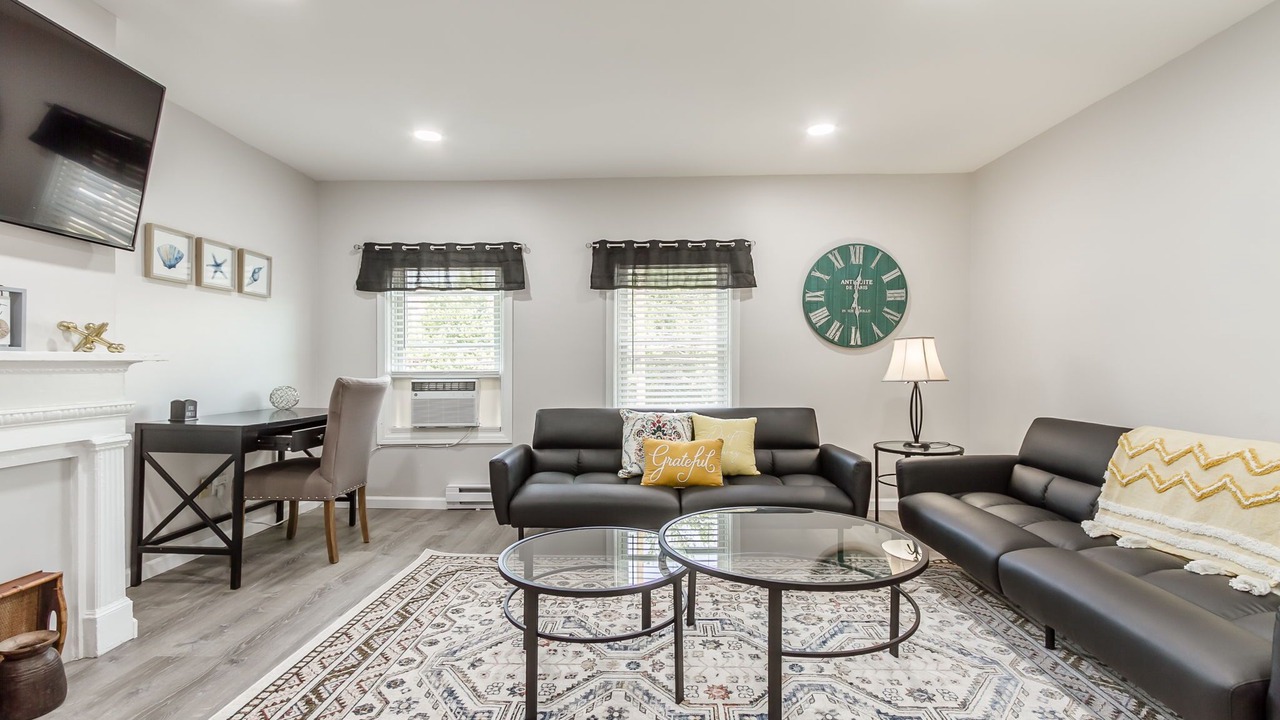Photo of Livingroom in Canandaigua