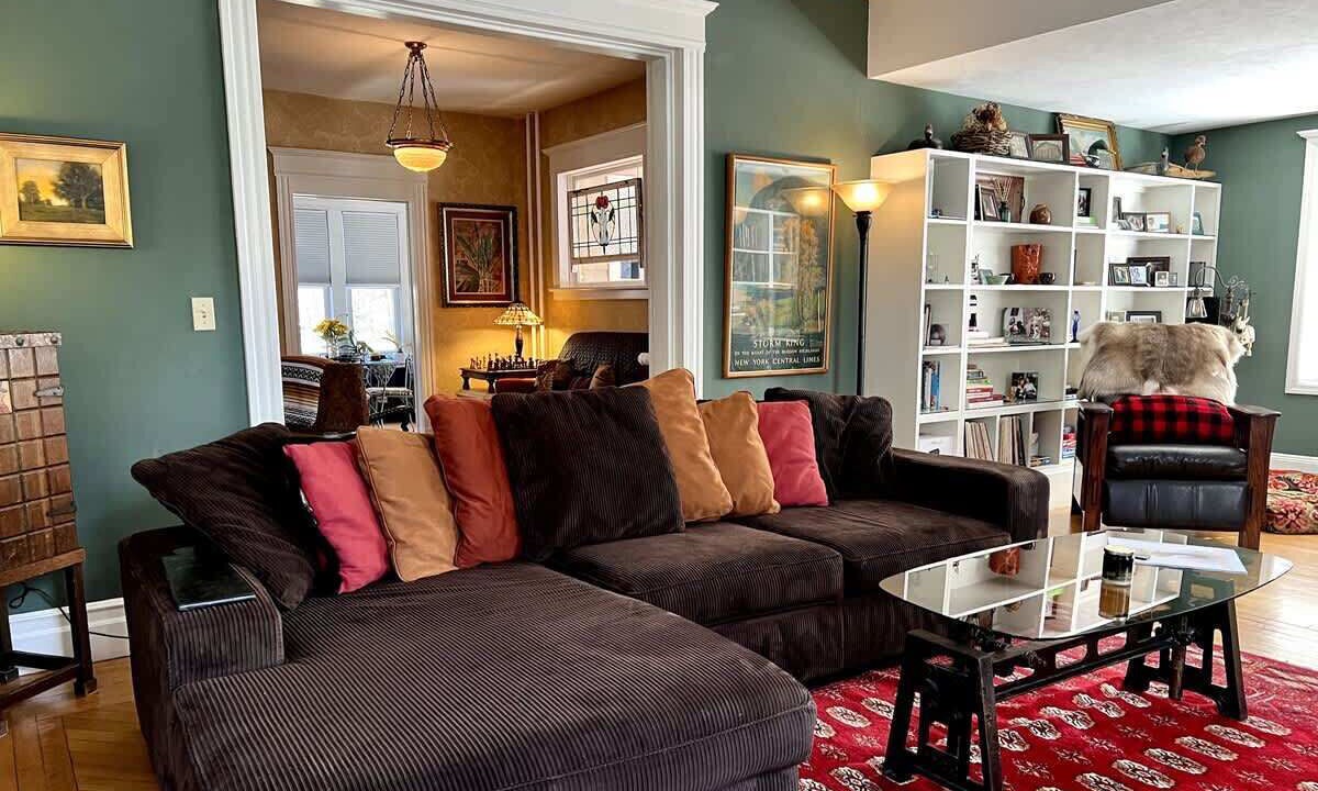 Photo of Livingroom in Firthcliffe
