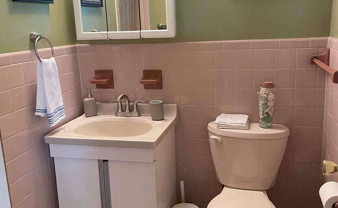 Photo of Bathroom in Town of Lloyd
