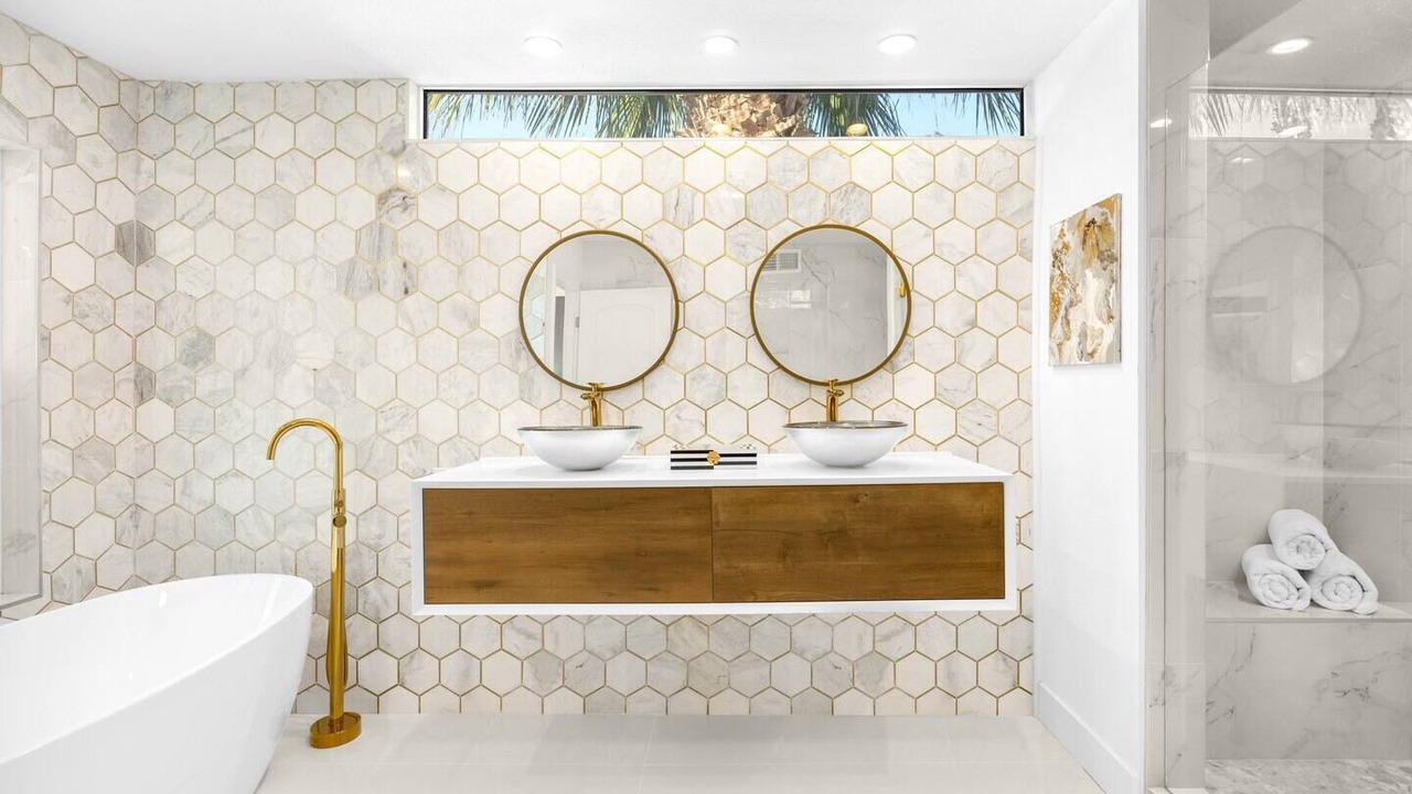 Photo of Bathroom in Chino Canyon