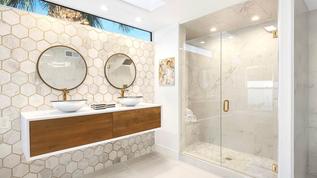 Photo of Bathroom in Chino Canyon