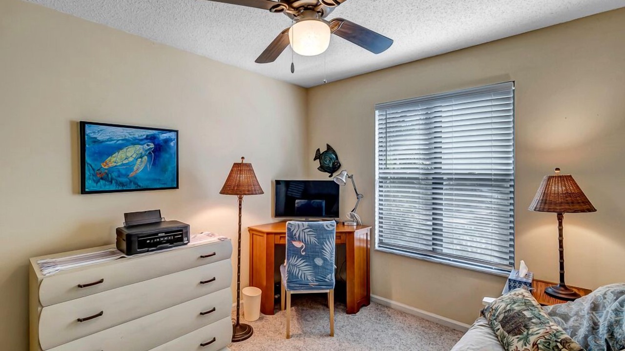 Photo of Livingroom in Atlantic Beach