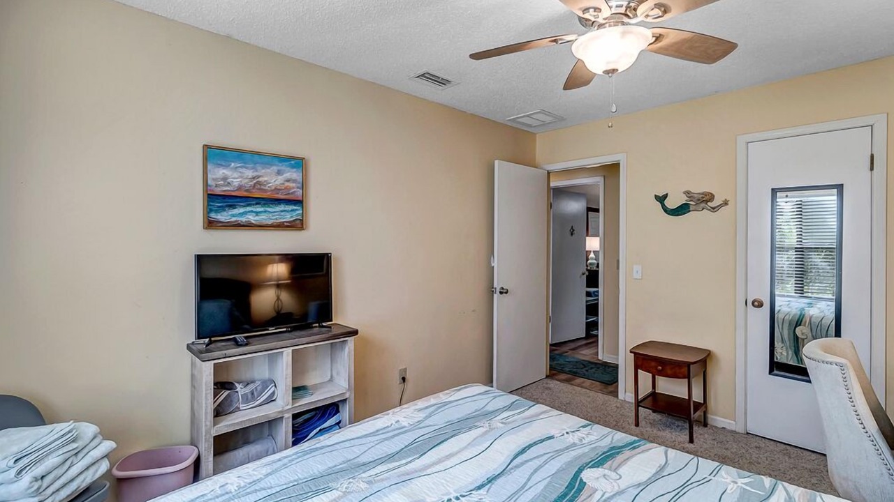 Photo of Bedroom in Atlantic Beach