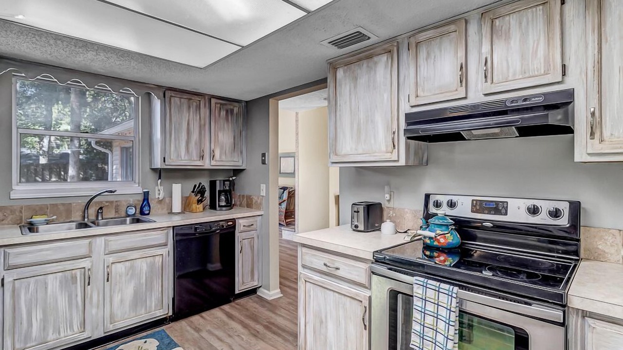 Photo of Kitchen in Atlantic Beach