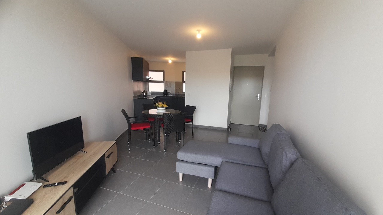 Photo of Livingroom in Faaa