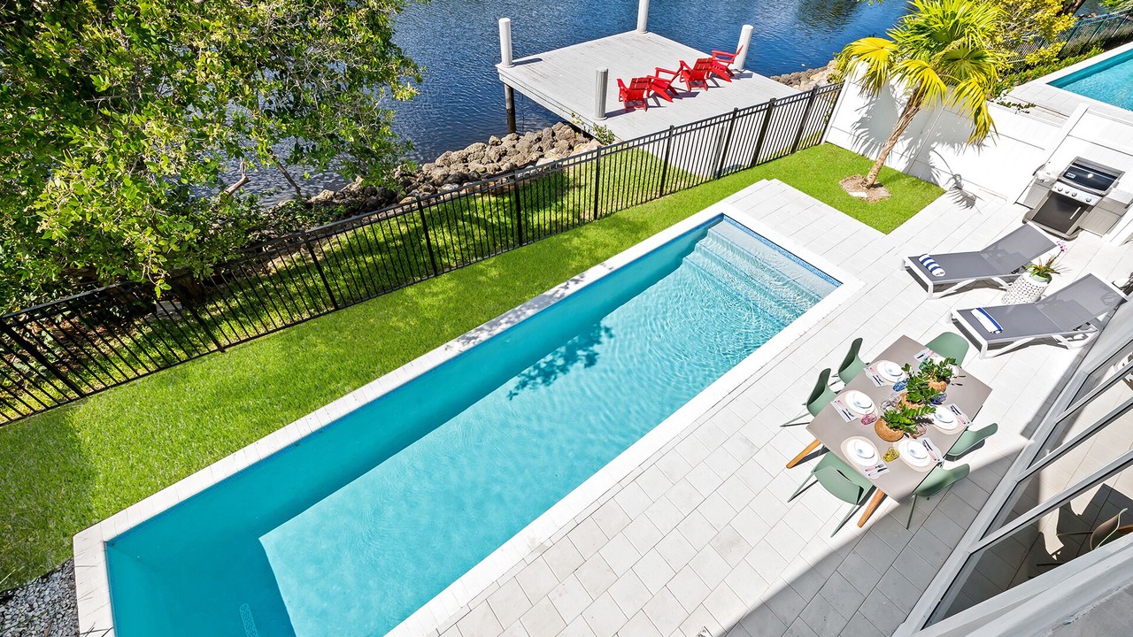 Photo of Outdoor in Middle River Terrace