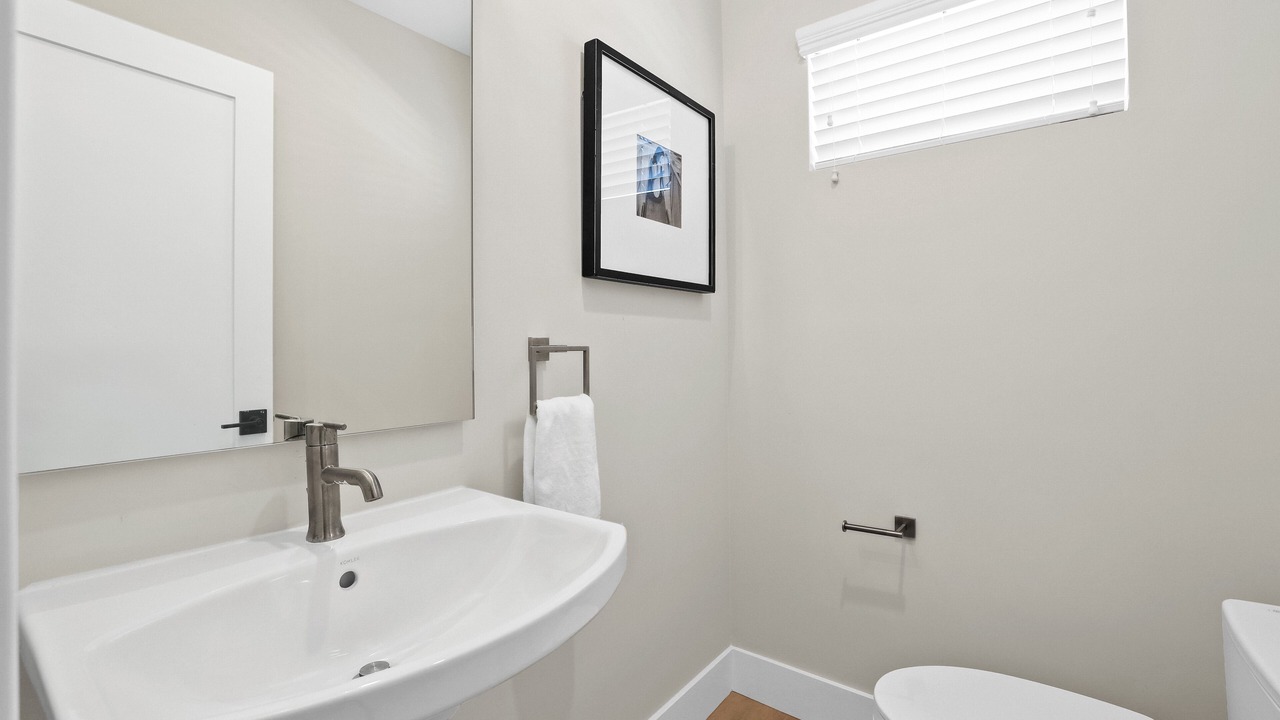Photo of Bathroom in Corona del Mar