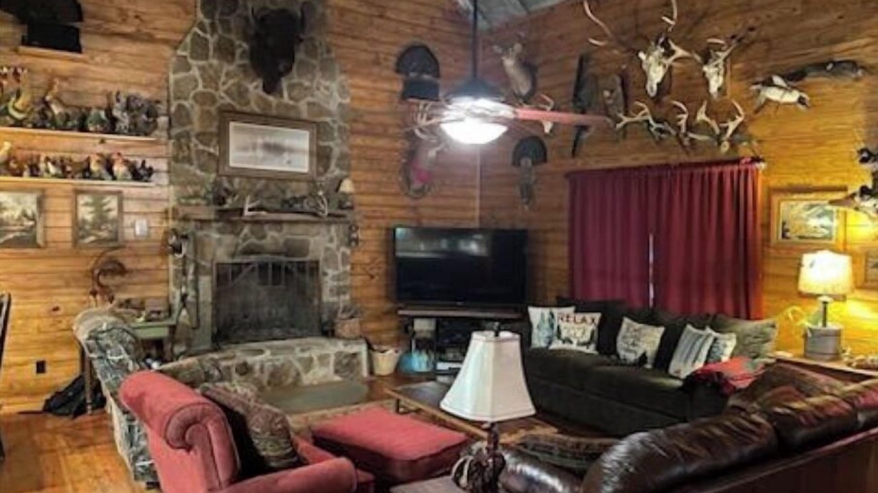 Photo of Livingroom in Coffeeville