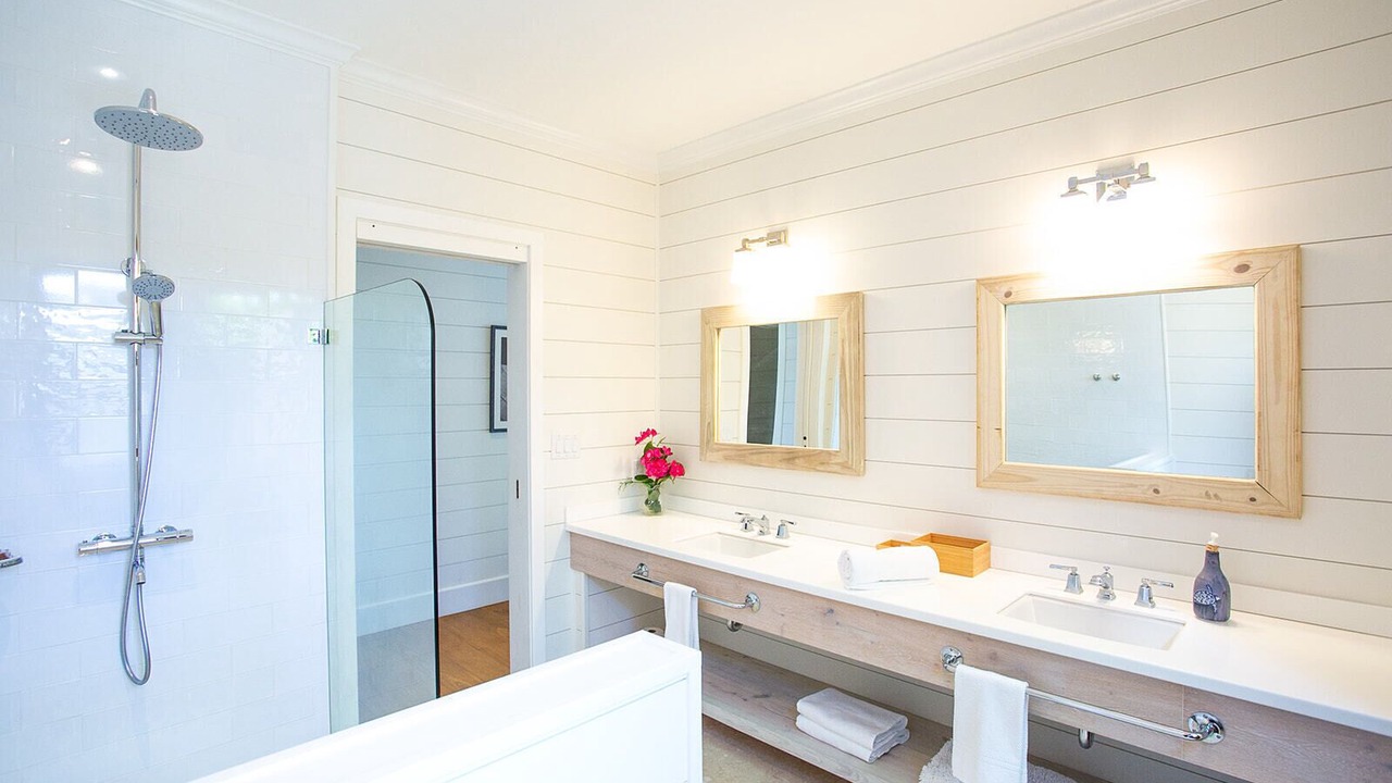 Photo of Bathroom in Hartswell