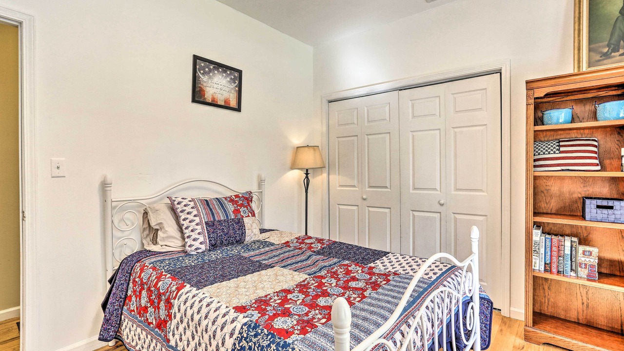 Photo of Bedroom in Pine Bush