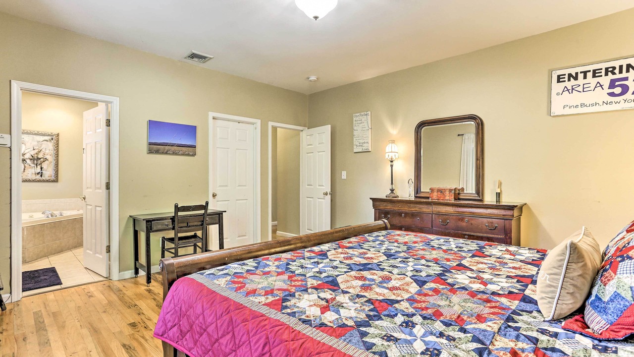 Photo of Bedroom in Pine Bush