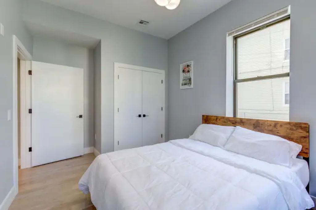 Photo of Bedroom in Ironbound District