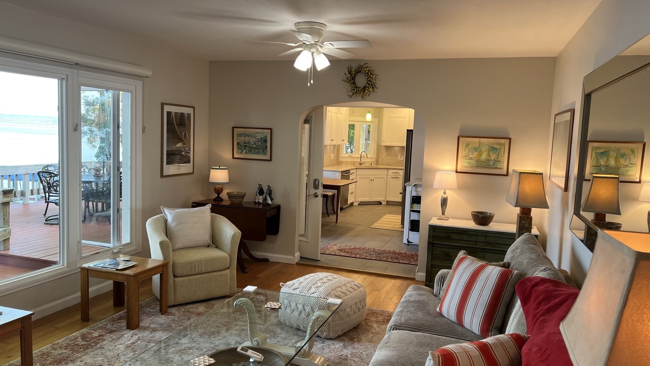 Photo of Bedroom in Town of Benton