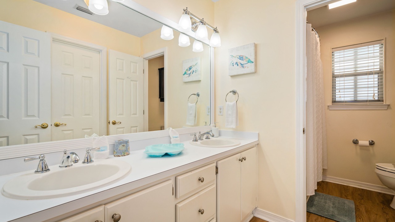 Photo of Bathroom in Silver Cay