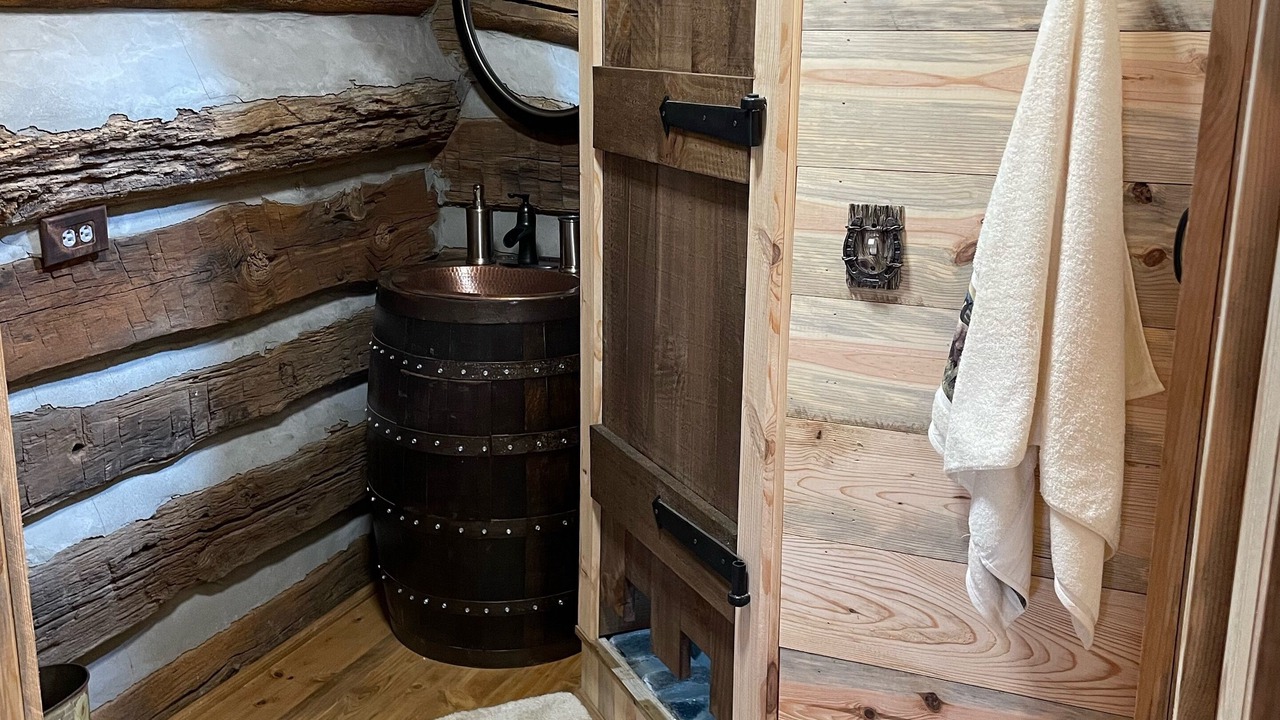 Photo of Bathroom in State Road