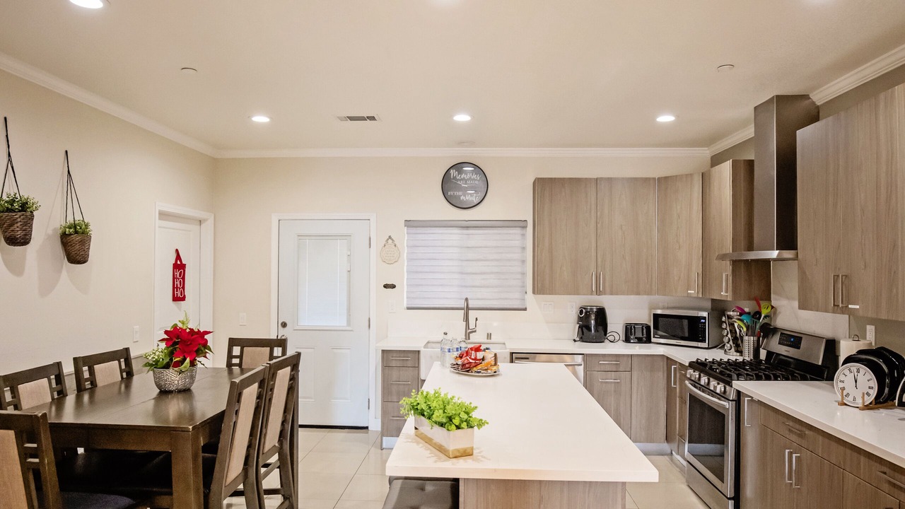 Photo of Kitchen in Southwest Anaheim