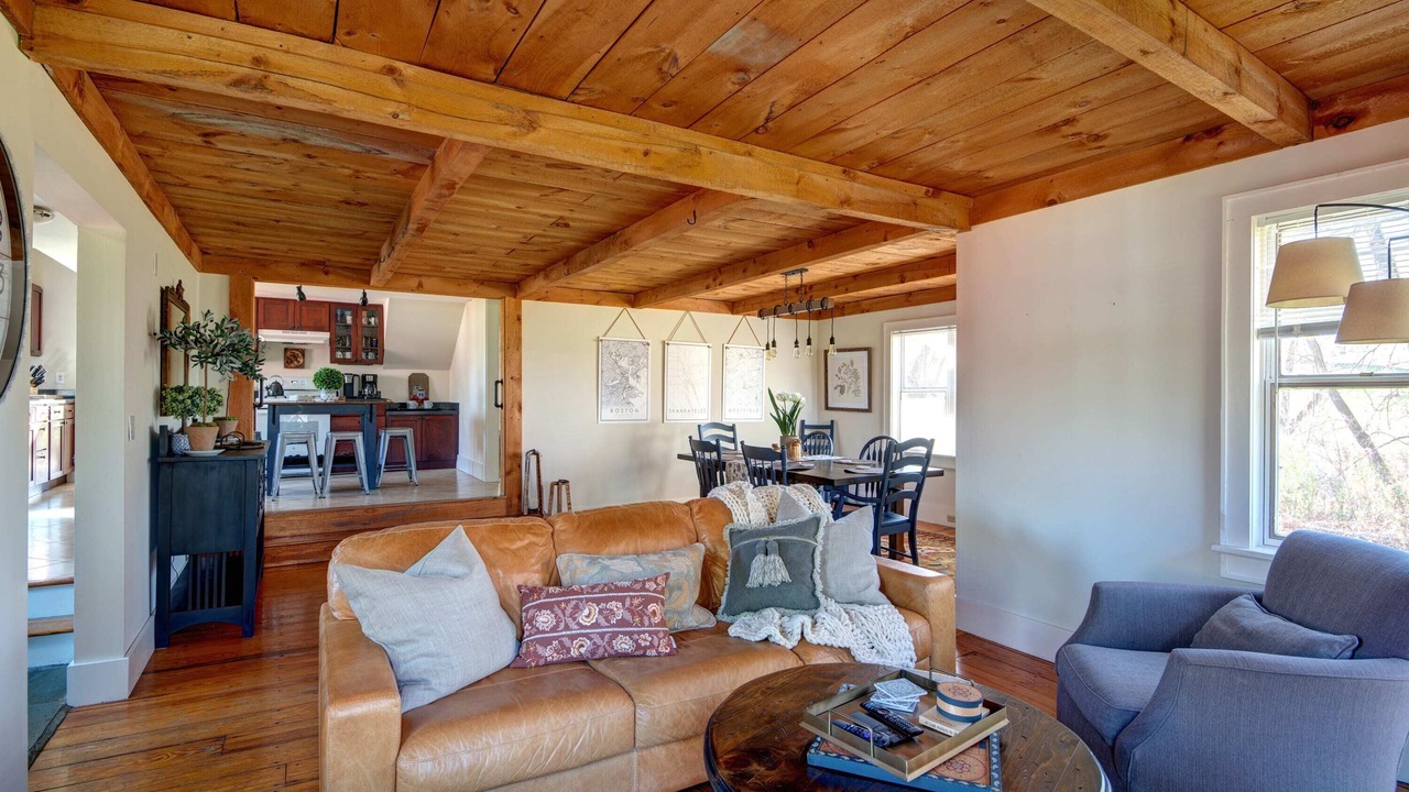 Photo of Bedroom in Skaneateles