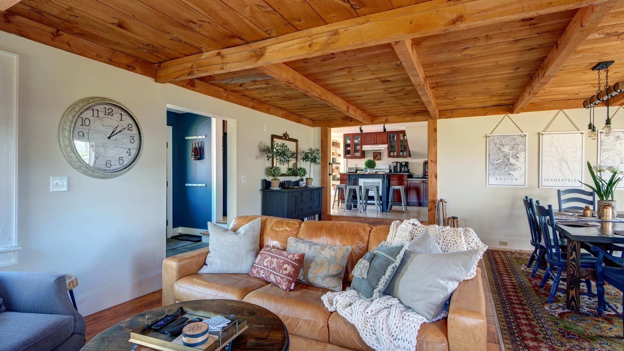 Photo of Bedroom in Skaneateles