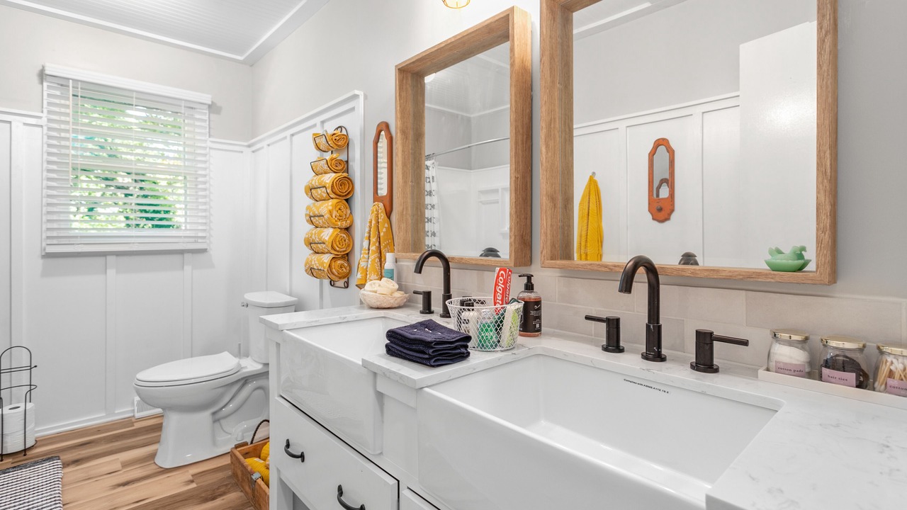 Photo of Bathroom in Old Irving Park