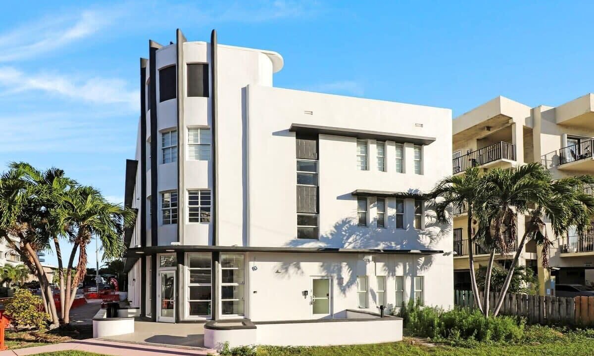 Photo of Outdoor in Mid Beach