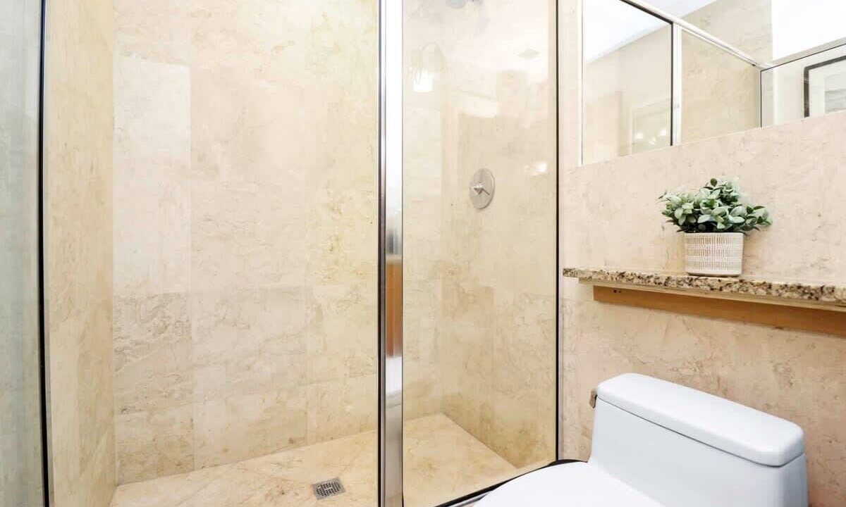 Photo of Bathroom in North Bay Village