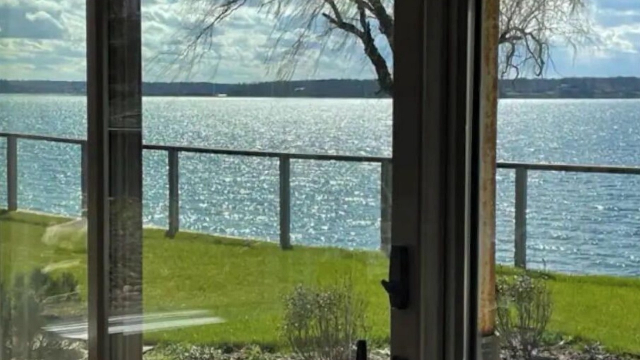 Photo of Others in Eatons Neck