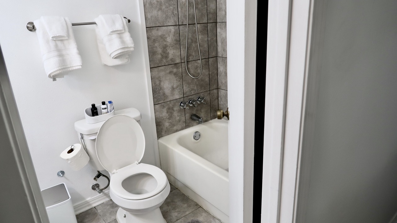 Photo of Bathroom in Mobile
