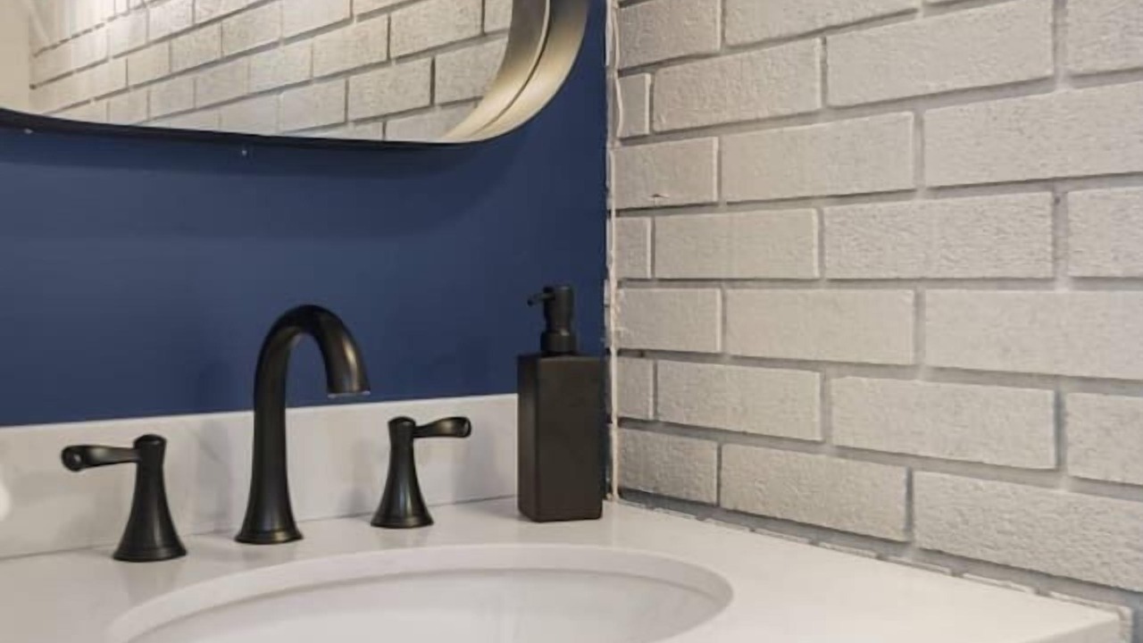 Photo of Bathroom in Romulus