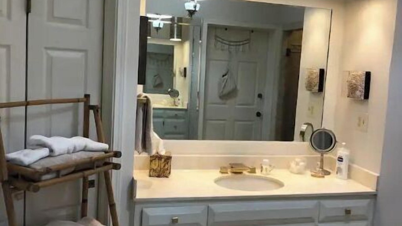 Photo of Bathroom in Clarksdale