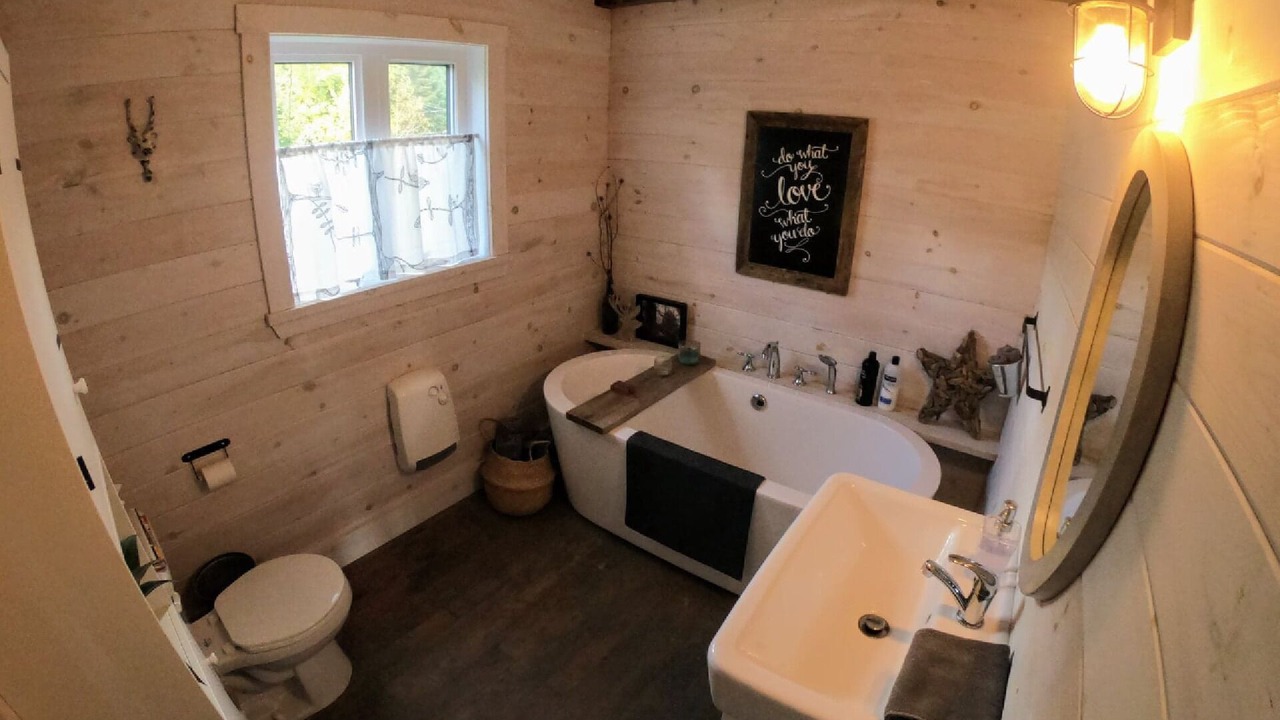 Photo of Bathroom in Lac-Etchemin