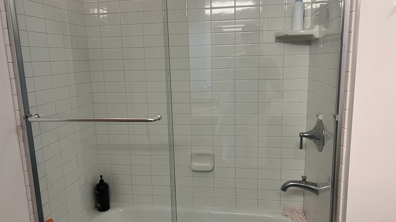 Photo of Bathroom in Wilshire Center