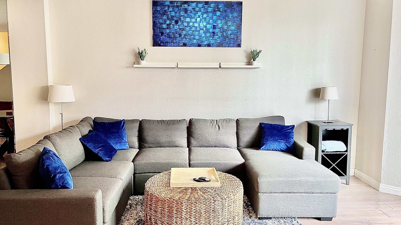 Photo of Livingroom in Huntington Beach