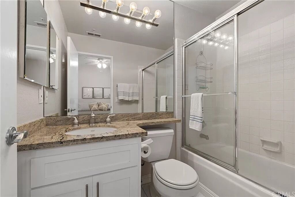 Photo of Bathroom in Huntington Beach