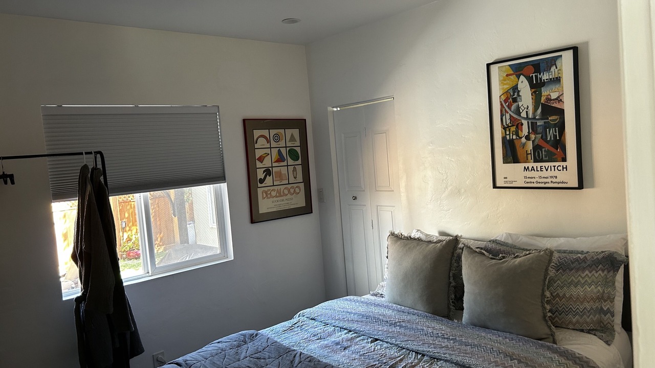 Photo of Bedroom in Lomita