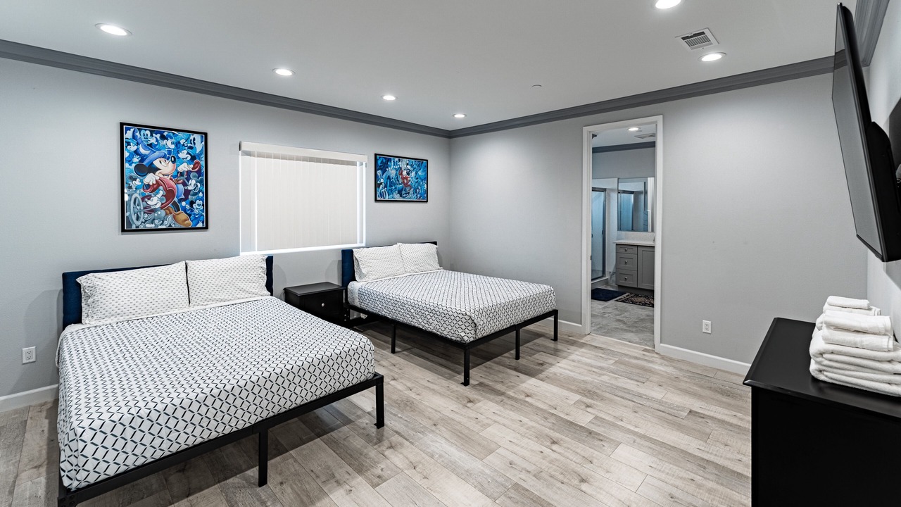 Photo of Bedroom in Midway City