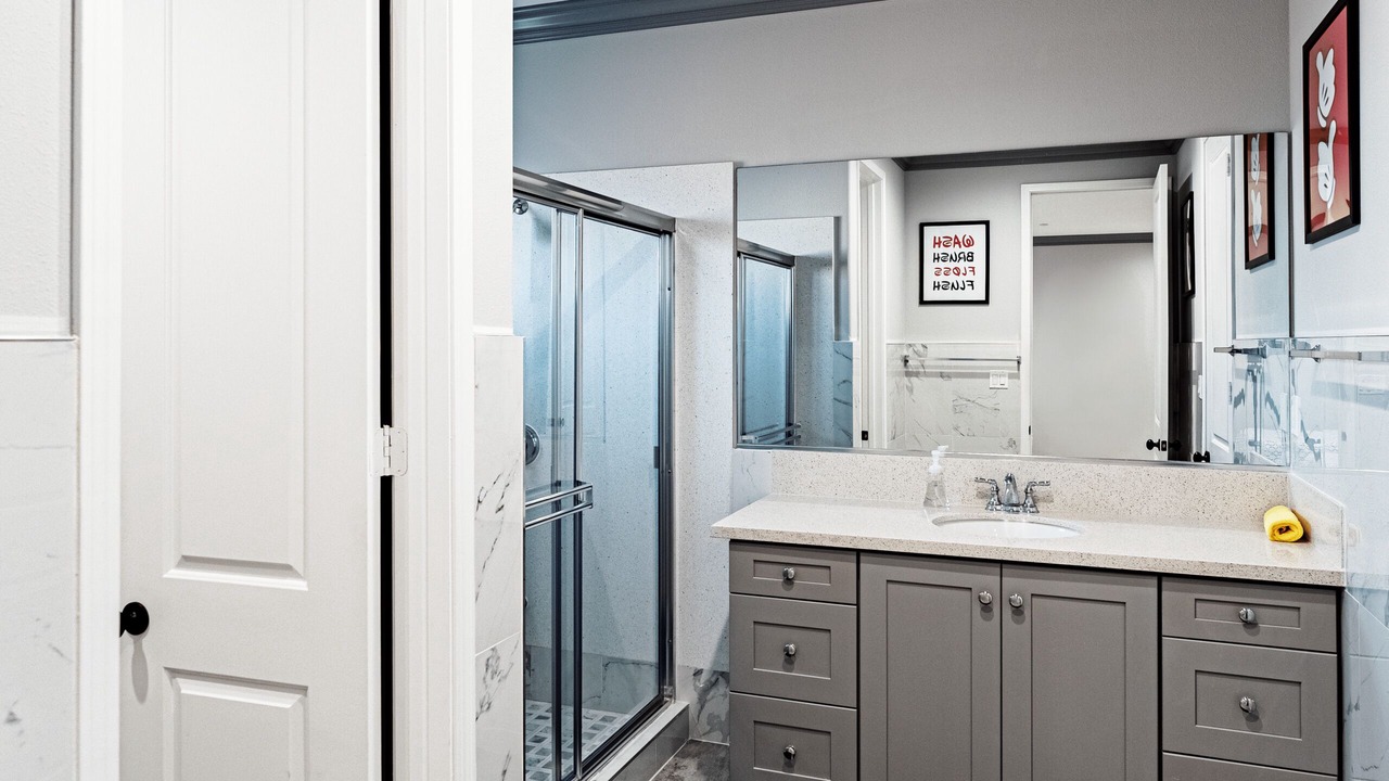 Photo of Bathroom in Midway City