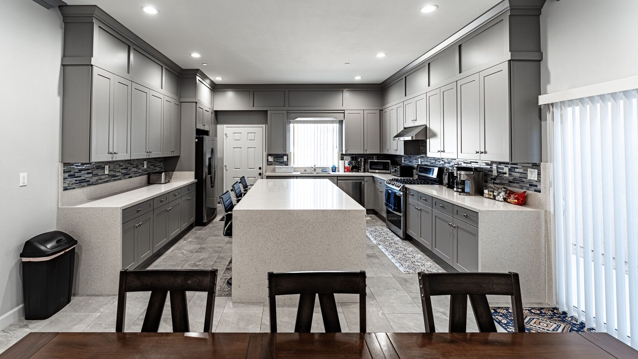 Photo of Kitchen in Midway City