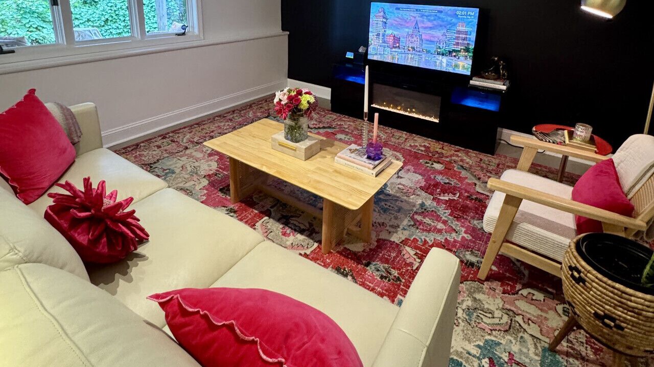 Photo of Livingroom in Westside