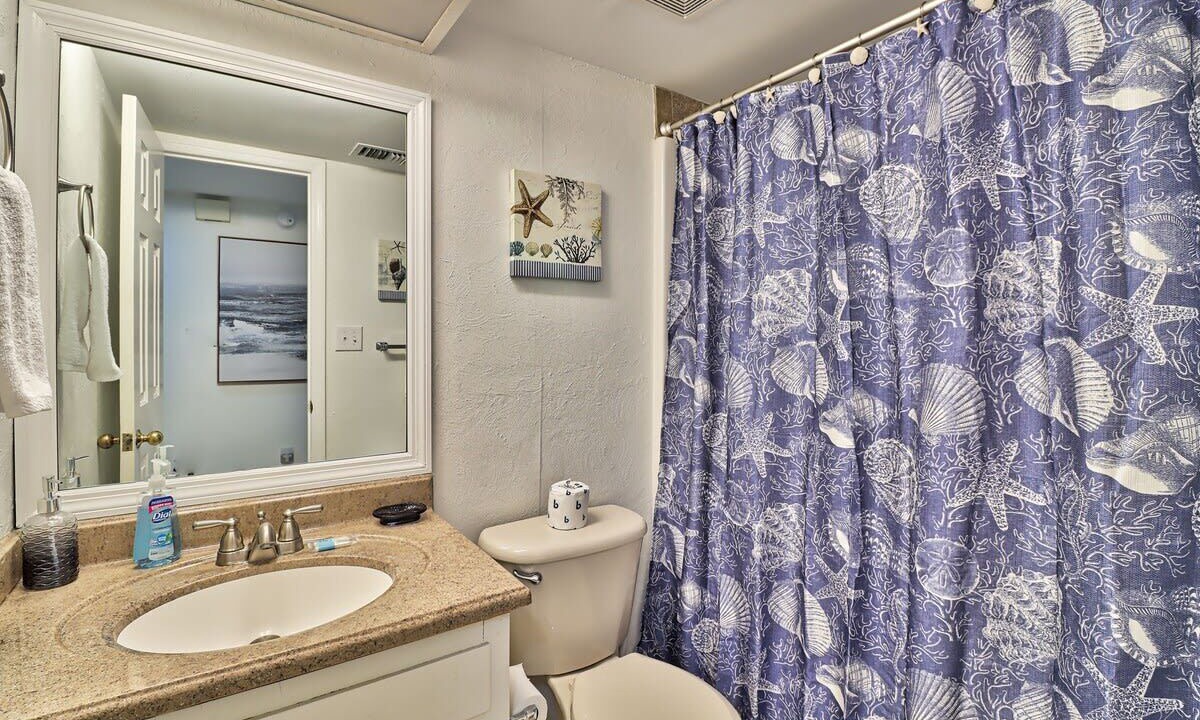 Photo of Bathroom in Ash