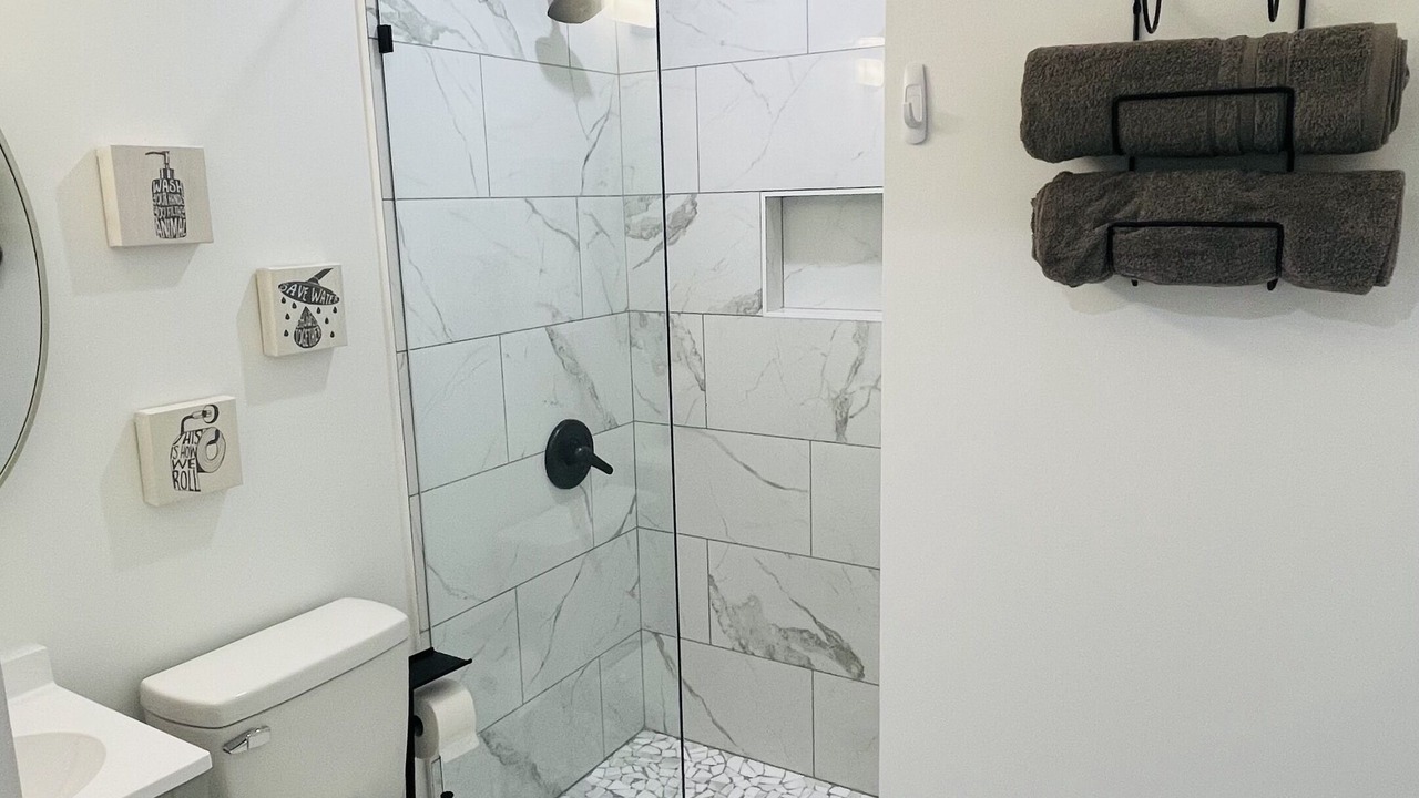 Photo of Bathroom in Toddville Road