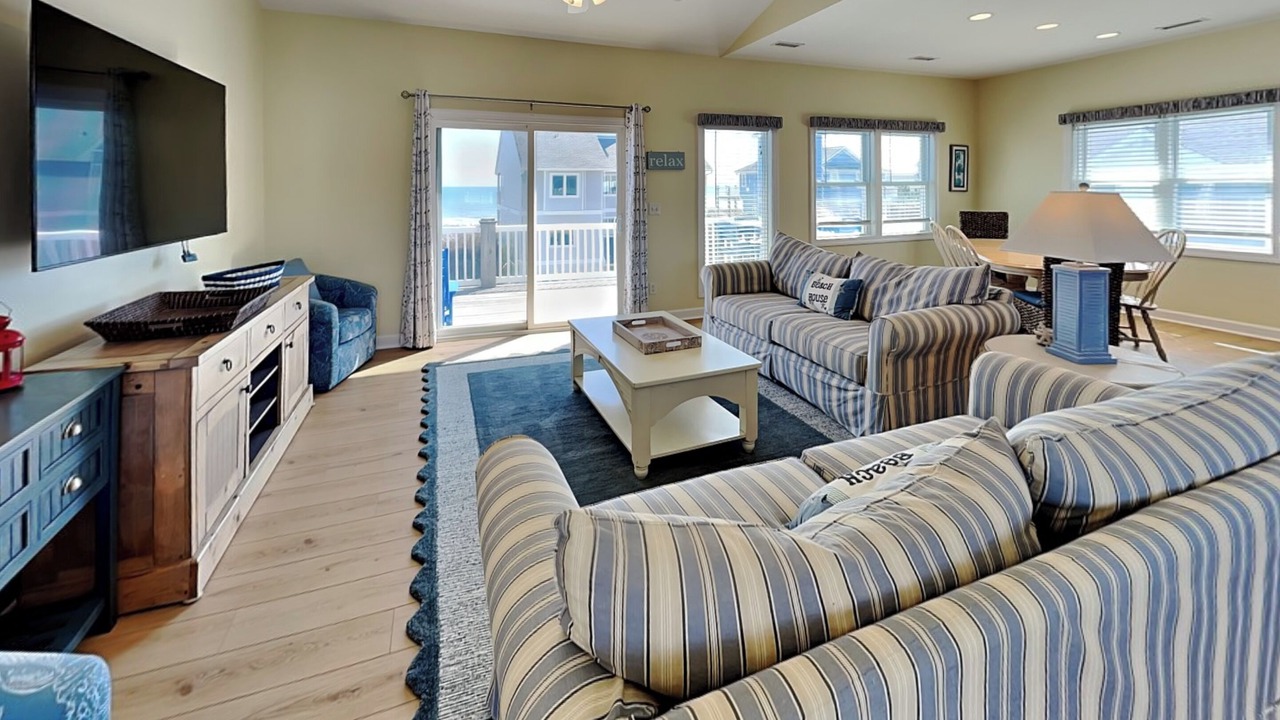Photo of Livingroom in Village of Stump Sound